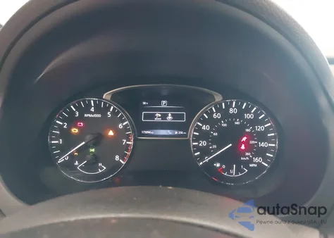 2017 Nissan Altima 2.5/2.5 S/2.5 Sl/2.5 Sr/2.5 Sv из США, поврежденный, VIN 1N4AL3AP9HC136135